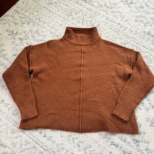 Women’s Universal Thread Brown Sweater